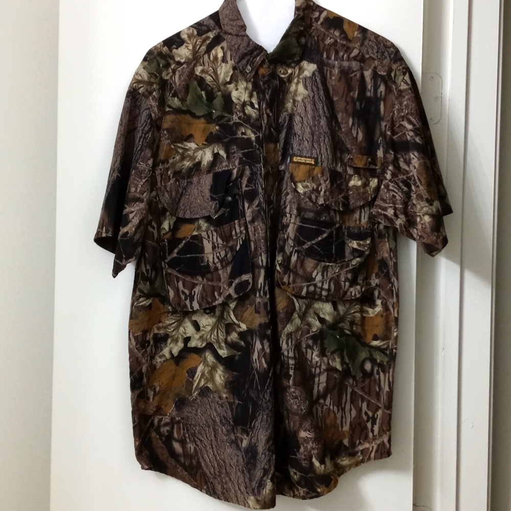 Remingtons Mossy Oak Camo Mens Large Short Sleeve